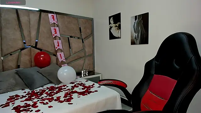 LeandroRusso online show from February 14, 8:05 pm