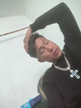 EduardoEspinoza12 online show from February 1, 10:23 pm