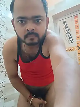 guavam65 online show from August 5, 9:42 pm