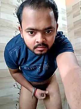 guavam65 online show from March 21, 9:14 am