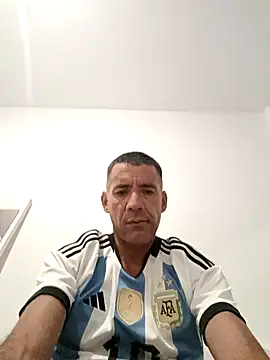 juanignacioargentino online show from July 7, 11:19 pm