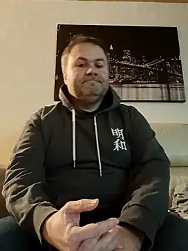 Pourleplasirs online show from February 20, 9:42 pm