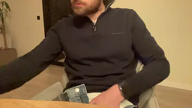 bullyboyy online show from January 10, 6:23 pm