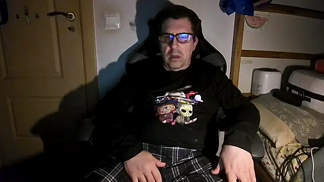 Usame como quieras online show from February 11, 9:03 pm