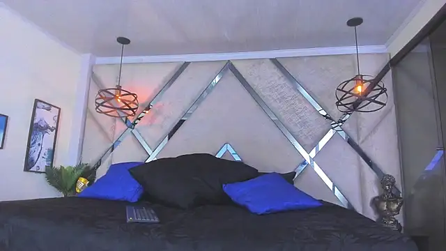 Thomas May4rs online show from February 19, 4:23 am