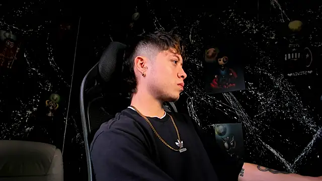 marcuscollins1  online show from February 21, 2:48 pm