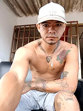 Niick01  online show from April 11, 1:36 pm