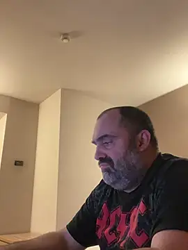 fuocovivo4 online show from February 17, 6:48 pm