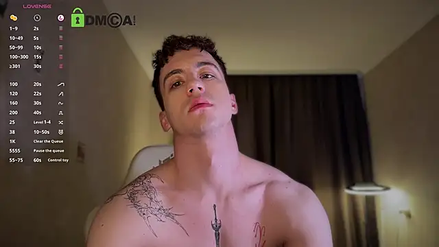 Snapshot of VincentSmith02 chatting on October 15, 12:35 pm VincentSmith02 online show from October 15, 12:35 pm