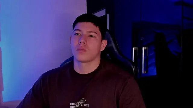 JamesCr  online show from September 19, 12:16 pm