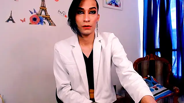 Snapshot of NovaNyx11 chatting on February 14, 8:05 pm NovaNyx11 online show from February 14, 8:05 pm