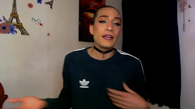 Snapshot of NovaNyx11 chatting on September 26, 9:34 pm NovaNyx11 online show from September 26, 9:34 pm