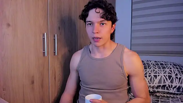 Mastrangelo xxx online show from October 18, 4:28 am