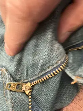 sark0606 online show from February 11, 9:31 am