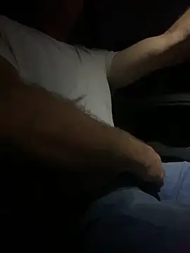 Snapshot of hintly chatting on October 15, 12:02 pm hintly online show from October 15, 12:02 pm