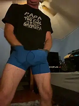 Snapshot of hintly chatting on October 20, 11:14 am hintly online show from October 20, 11:14 am