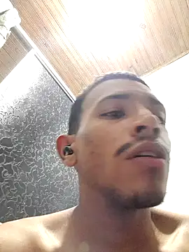 Mineirinho043 online show from March 8, 1:59 am