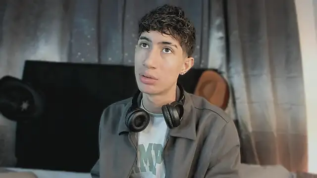 NovaaWheler online show from May 18, 12:11 pm