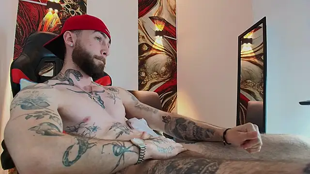 Luke davis01 online show from November 8, 1:58 pm