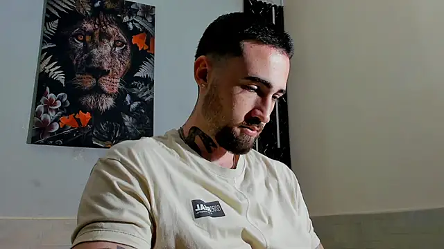 Luke davis01 online show from February 26, 1:30 pm