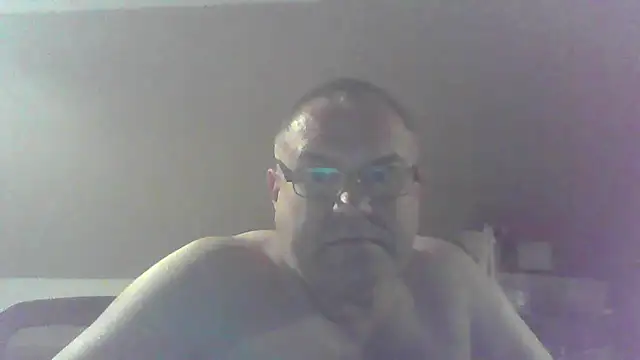Snapshot of mkestr69 chatting on October 13, 3:23 am mkestr69 online show from October 13, 3:23 am