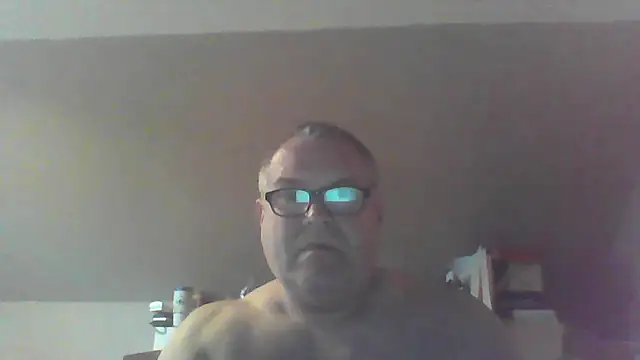 mkestr69 online show from April 27, 6:03 pm