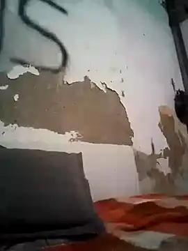 Snapshot of shuelldin chatting on March 4, 8:38 pm shuelldin online show from March 4, 8:38 pm