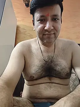 innocentboy1987 online show from July 14, 4:35 pm