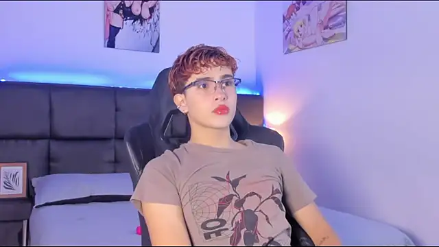 Aiiden 15 online show from September 27, 1:20 pm