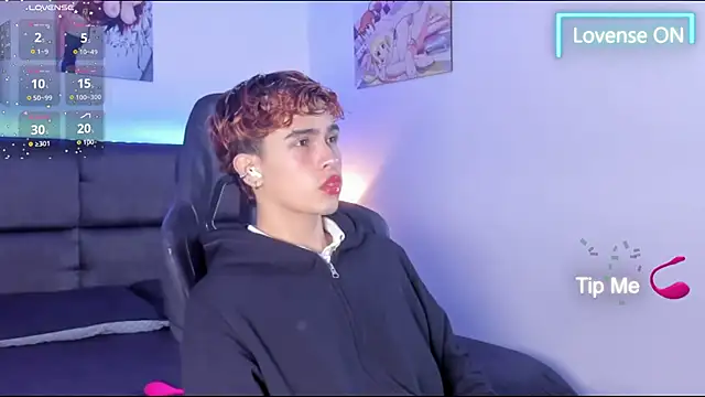 Aiiden 15 online show from September 30, 12:20 pm