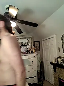 gronammo85 online show from February 8, 7:59 am