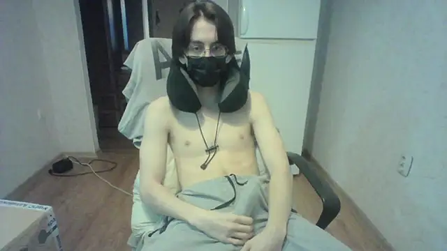 that handsome boy online show from February 18, 6:26 am