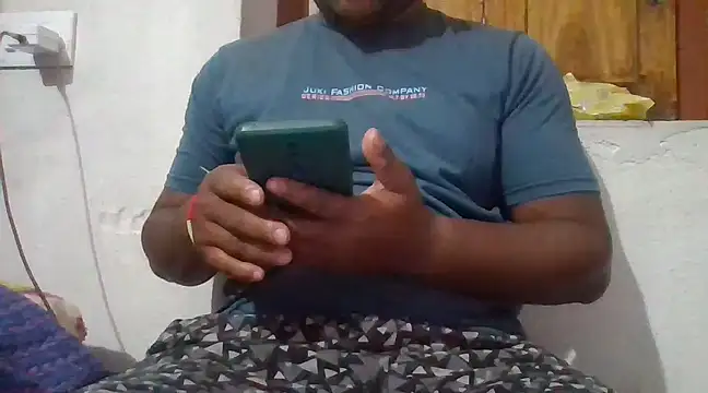 Snapshot of Mohan_Patel_35 chatting on March 1, 1:29 pm Mohan Patel 35 online show from March 1, 1:29 pm