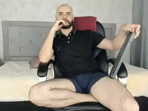 Luke Diaz7 online show from February 10, 11:34 pm