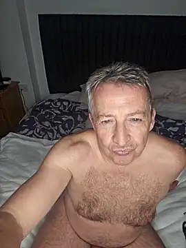 mann4u147 online show from March 10, 11:33 pm