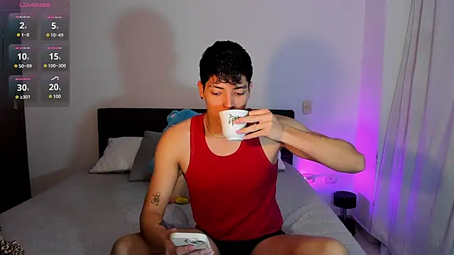  JacobMiller   online show from October 5, 10:14 pm