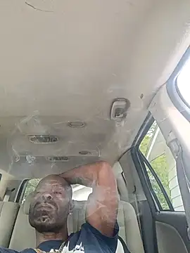 Snapshot of birdg chatting on September 10, 6:28 pm birdg online show from September 10, 6:28 pm