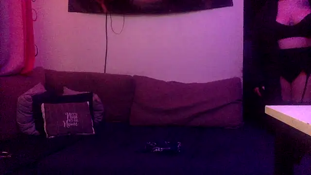 Snapshot of cheffboyrg chatting on February 10, 10:20 am cheffboyrg online show from February 10, 10:20 am