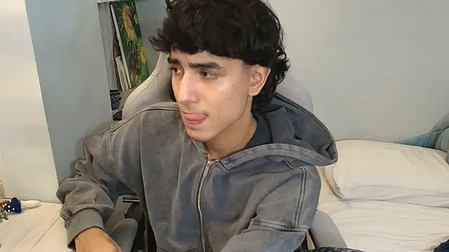 salvatore montt online show from October 17, 7:12 am