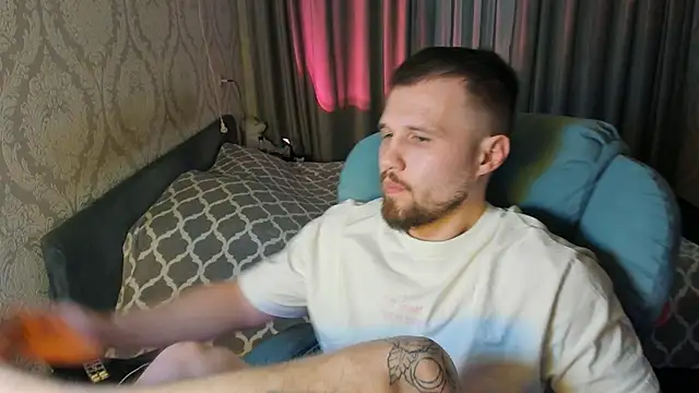 Vladik b online show from March 6, 6:27 pm