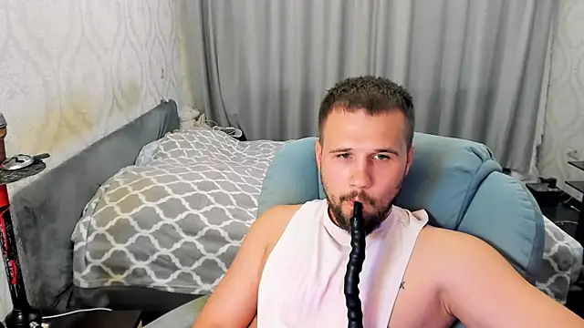 Vladik b online show from August 1, 5:45 pm