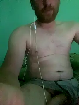 Snapshot of Krzysiekg123 chatting on October 31, 10:46 pm Krzysiekg123 online show from October 31, 10:46 pm