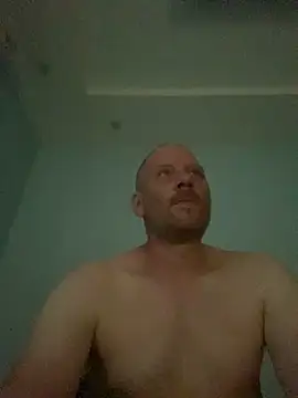 Snapshot of Krzysiekg123 chatting on October 3, 4:23 pm Krzysiekg123 online show from October 3, 4:23 pm