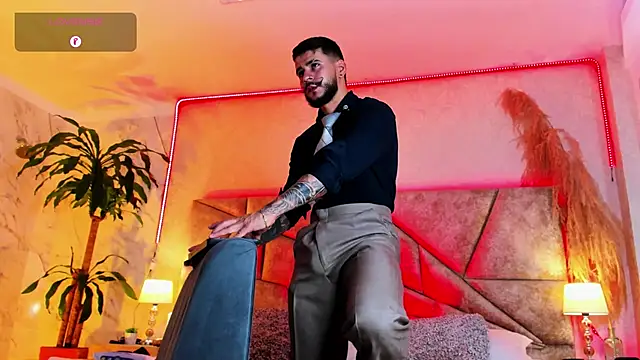 DickGriffith  online show from November 2, 11:14 am