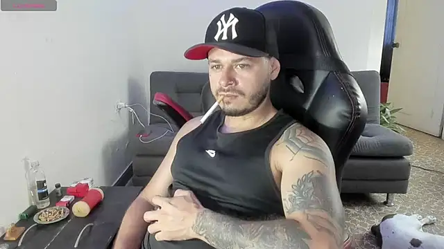 Snapshot of ragnar_lothbrok777 chatting on October 9, 8:25 pm ragnar lothbrok777 online show from October 9, 8:25 pm