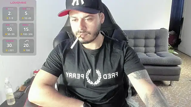 Snapshot of ragnar_lothbrok777 chatting on October 20, 9:19 pm ragnar lothbrok777 online show from October 20, 9:19 pm