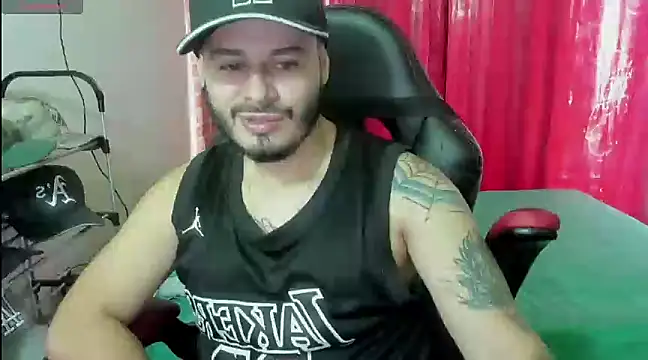 Snapshot of ragnar_lothbrok777 chatting on March 4, 9:22 pm ragnar lothbrok777 online show from March 4, 9:22 pm