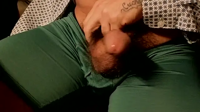 strongdude212 online show from October 28, 9:12 am