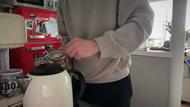 MikymikeBBWD online show from November 29, 1:24 pm