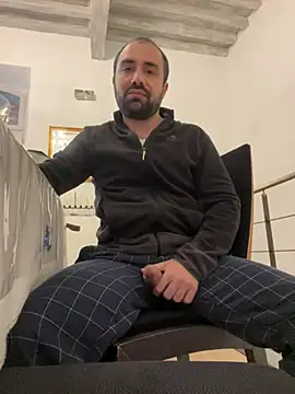 Snapshot of morfeoX chatting on March 8, 7:02 am morfeoX online show from March 8, 7:02 am